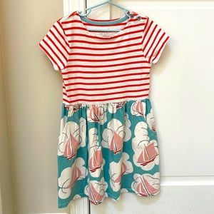 Sail away with this sweet dress ⛵️ (with pockets!)